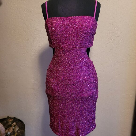 Windsor Magenta Iridescent Sequin Cutout Dress With Adjustable Straps - Medium - Picture 1 of 7